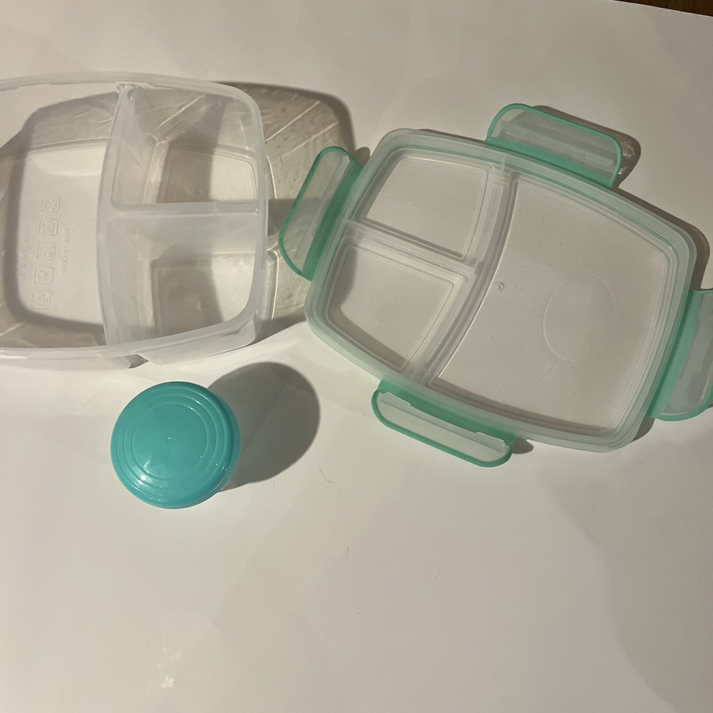 To Go Bento Box Plastic Lunch Food Storage Container With Dressing Container - Picture 6 of 8